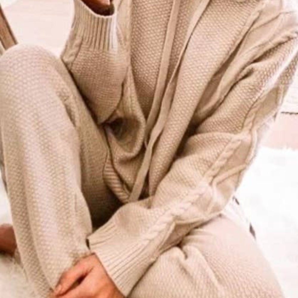 Latte Sweater/Bottom Matching Set